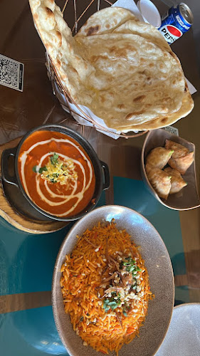 Opinii despre مطعم شرفة الهند în الطائف - الضيافة