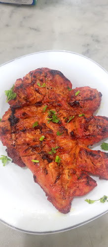 مطعم باو تِكه للمأكولات الباكستانيه