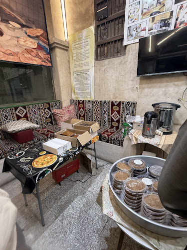 مخبز أبو فهد الربيع للخبز الأحمر الحساوي - الهفوف‎