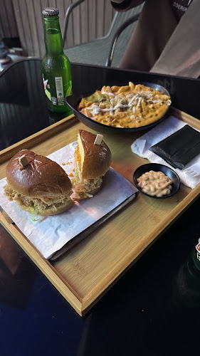 الملك عبدالله، الزرقاء، الباحة 65522