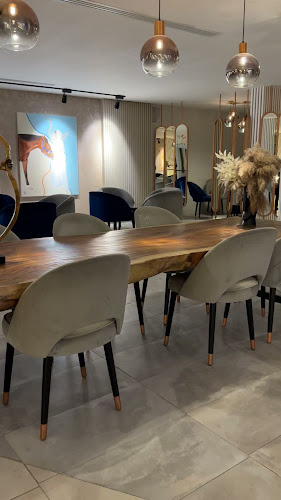 Comentarii opinii despre LUGAR CAFE لوقار كوفي