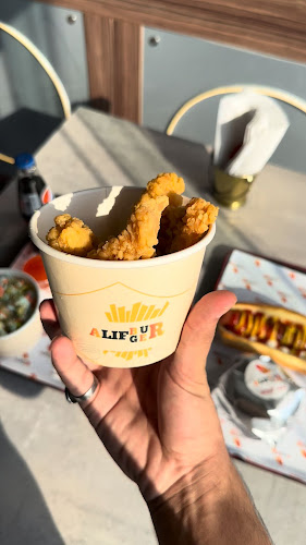 الف برجر - الضيافة