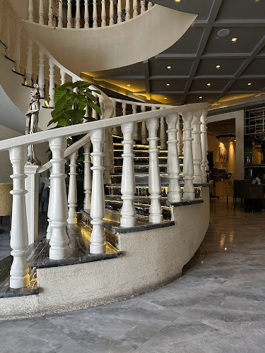 كوفي ولاونج ياني - الضيافة