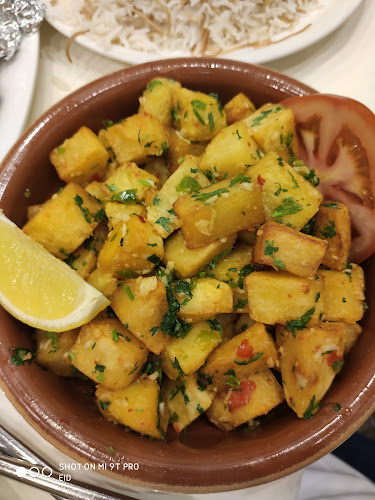 3720 طريق الأمير سلطان بن عبدالعزيز، السليمانية، الرياض 12223 7758،