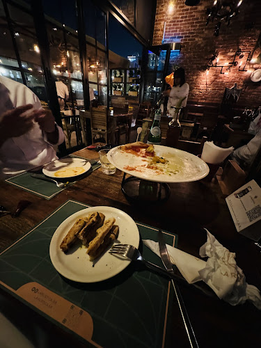 لاروستيكا بيتزارايا - الضيافة