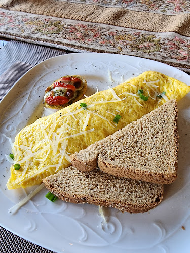 Opinii despre LaFamiglia Bistro Cafe لافاميليا بيسترو كافيه în جدة - الضيافة