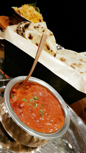 Comentarii opinii despre بومباي رياني