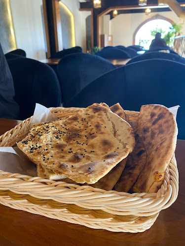 مطعم ولاونج شناشيل - الضيافة