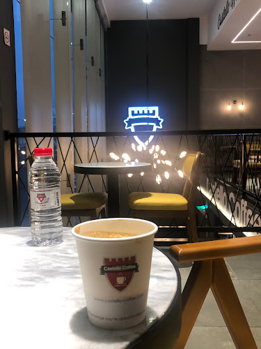مقهى كاستيلو - الضيافة