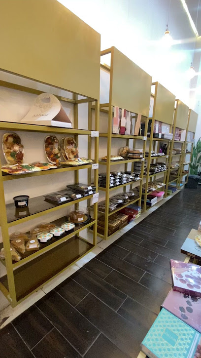 ريحانه كيك محل حلا ومخبوزات