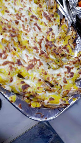 Opinii despre مطعم الهنا للأسماك N în جدة - الضيافة