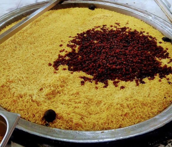 مطعم قلعة المدينة البخاري - القطيف‎