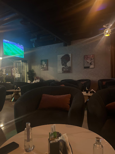 lZAR LOUNGE - الضيافة