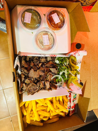 Comentarii opinii despre Anjar Restaurant مطعم عنجر للمعجنات والشاورما