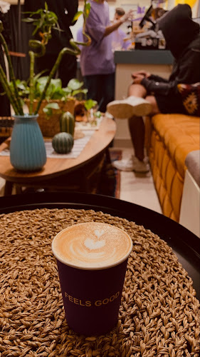 Opinii despre مقهى بكر | BKR CAFE în أبها - الضيافة