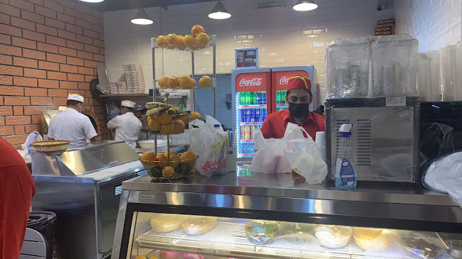 Opinii despre مطعم غصن الفروج - فرع المزاحميه în المزاحمية - الضيافة