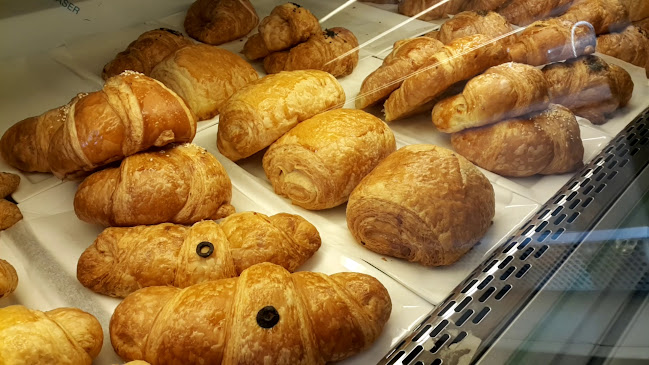 Comentarii opinii despre الكيك الذهبي