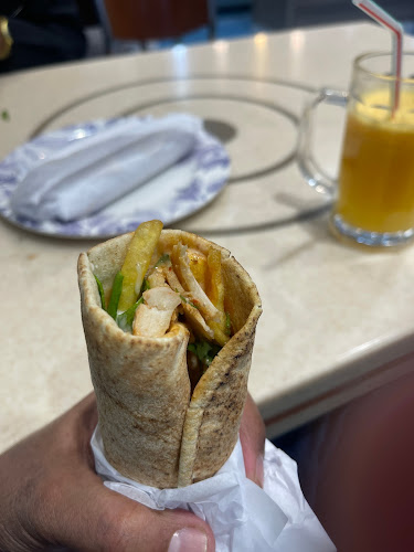 مطعم الشباب