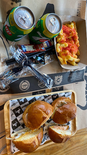 ليشلاز فرع الروضة - الضيافة