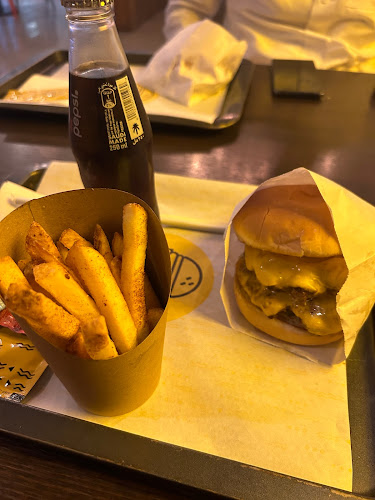 دبل تشيز بليز - جدة