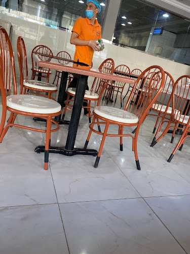 مطعم ثريد الزهور