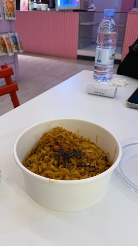 Opinii despre فوجي بوبا تي و سوشي în حفر الباطن - الضيافة