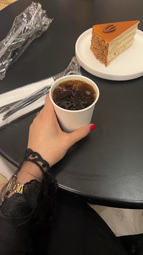 غراس روت كافيه - الضيافة