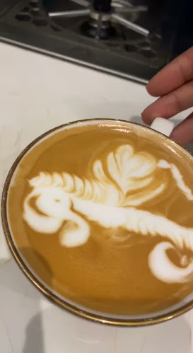 كروسان وقهوة - جدة