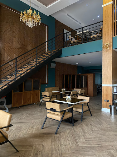 Comentarii opinii despre مطعم وكوفى ميكسولجي Mixology