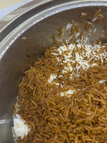 6GQC+53G سوق الخضار بمخطط الهيام، طريق الرياض، الشرفية، أبها 62521