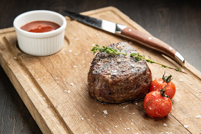 Comentarii opinii despre 56 آڤنيو داينر