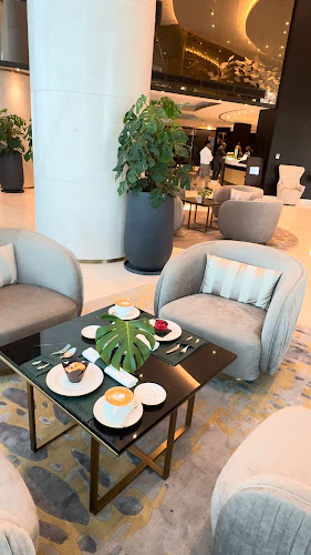 ريجالي بيسترو و بار - الضيافة