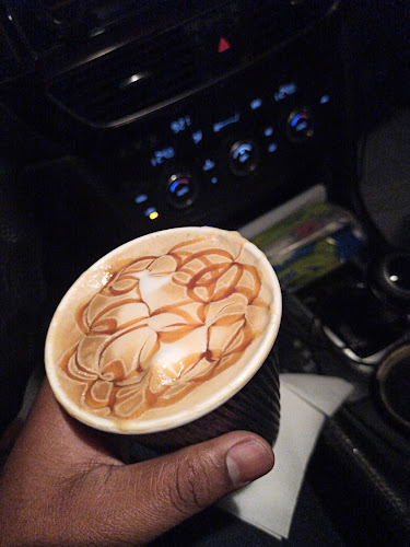 اونزا كافيه ، طريق الملك عبدالله - الرياض