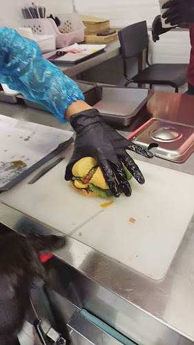 Comentarii opinii despre LATINUS BURGER.