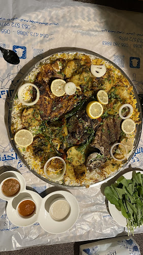 Opinii despre مطعم زاد النواخذة للمأكولات البحرية în الدمام - الضيافة