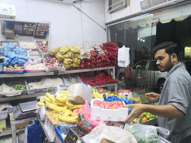 Opinii despre عصيرات الروضه în المدينة المنورة - الضيافة