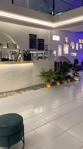 مقهى - مجتمع فناء