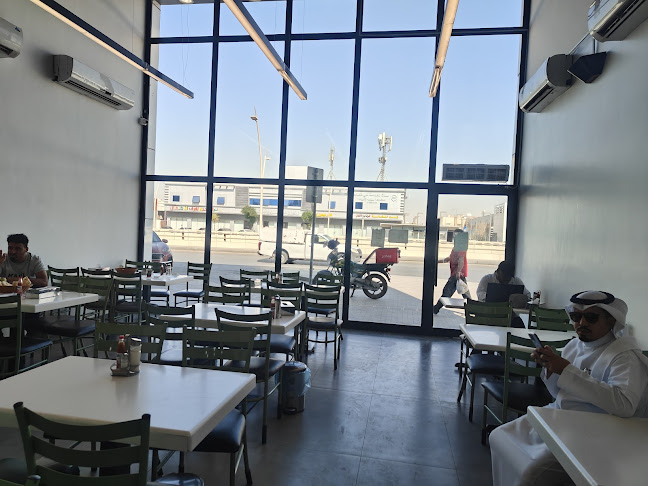 مطعم ازهار - الرياض