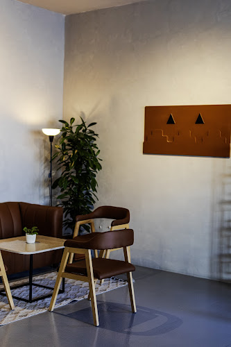 قهوة بُنّي - الضيافة