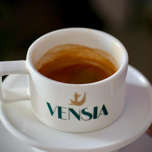 Opinii despre فينسيا لاونج ومقهى Vensia Lounge & Cafe în الدمام - الضيافة