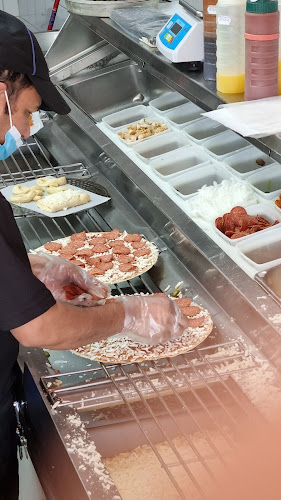 دومينوز بيتزا - الضيافة