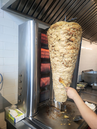 مطعم زيتونة (zaytoona restaurant)