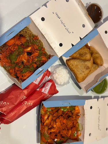 تكا خان - الضيافة