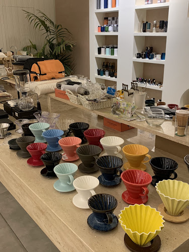 Opinii despre كبز ادوات قهوة مختصة în الخبر - الضيافة