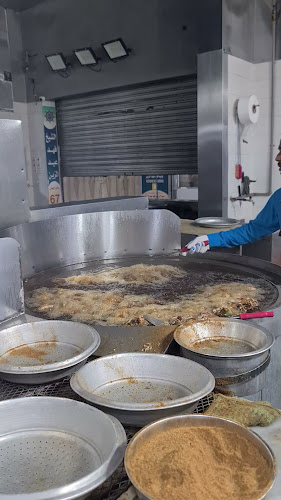 مطاعم الشيخ فهد عيد المزين للأسماك - الحلقه - الضيافة