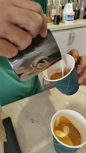 Exit 13 specialty coffee - بدر