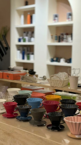 Opinii despre كبز ادوات قهوة مختصة în الخبر - الضيافة