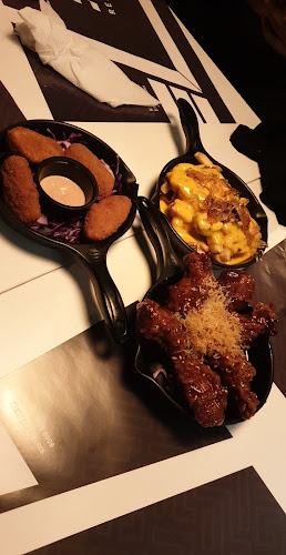 Comentarii opinii despre مطعم وقود الشاطئ "فيول"