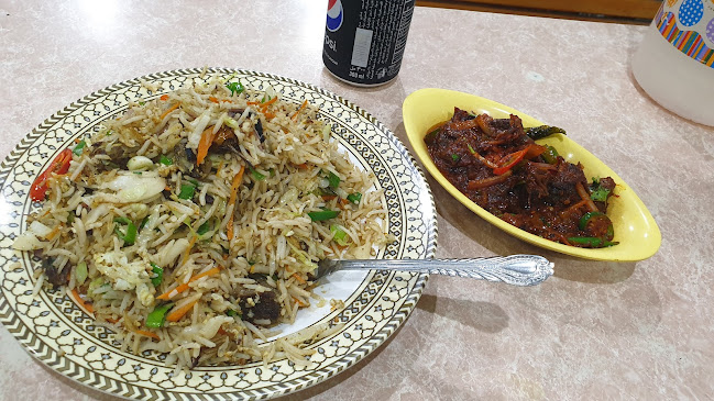 Opinii despre Noora Restaurant Tamil Nadu (Kilakarai Foods) în الخبر - الضيافة