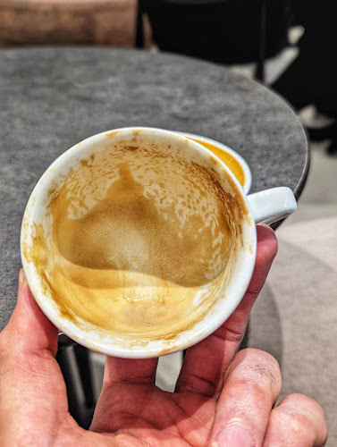 Comentarii opinii despre ادمي قهوة و محمصة